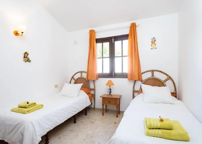 Colina Golf Excellent With Heated Pool San Miguel de Abona