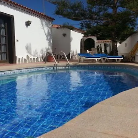 Colina Golf Excellent With Heated Pool Villa San Miguel de Abona