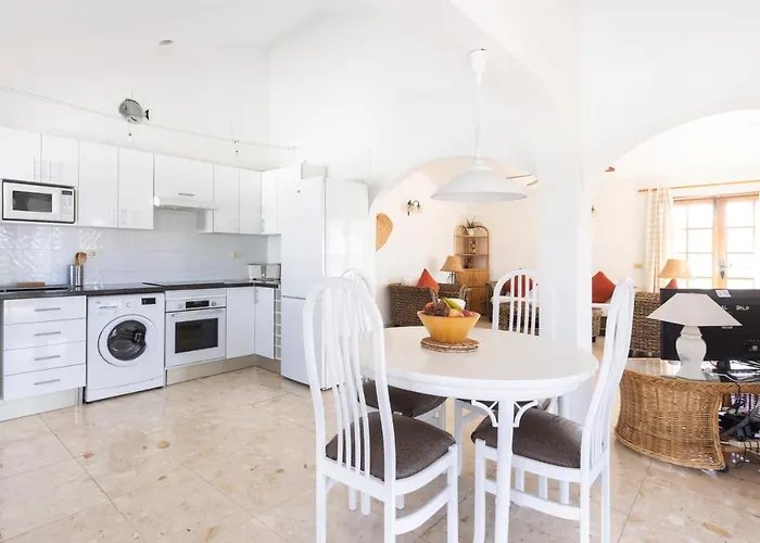 Colina Golf Excellent With Heated Pool Villa San Miguel de Abona